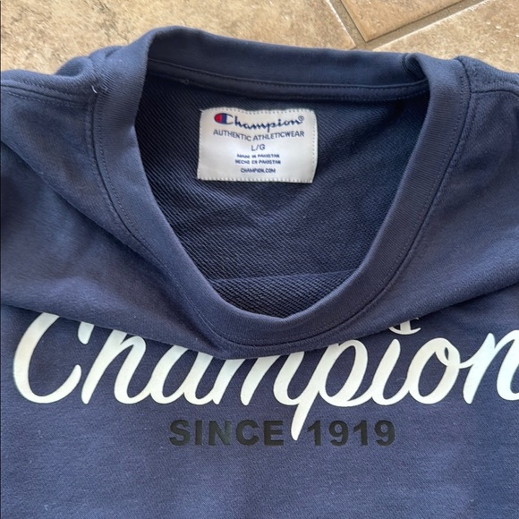 Champion Navy Blue Crew Neck Sweatshirt - Picture 2 of 3